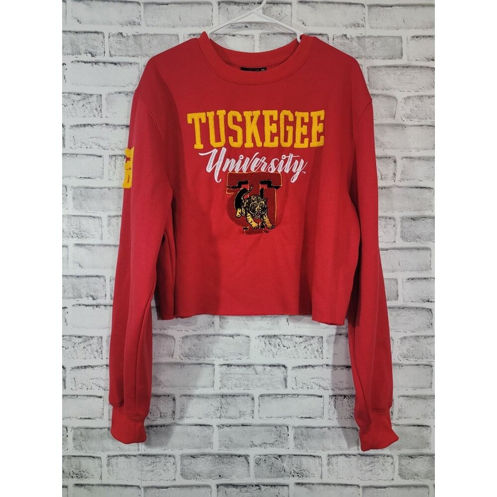 NWOT Collegiate Luxe Tuskegee Chenille Vintage Style Crop Sweatshirt Size Large